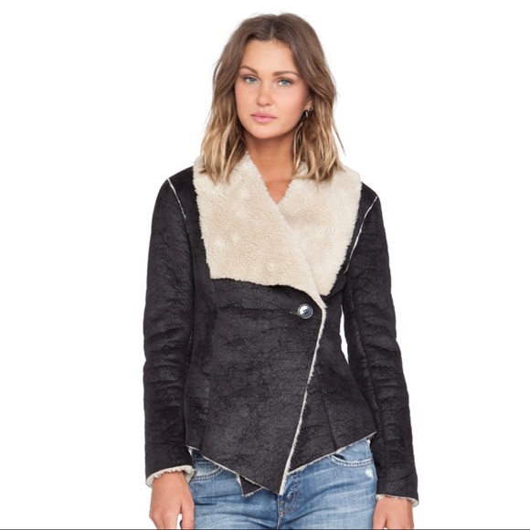 🎉HP! Navy BB Dakota Faux Shearling Jacket - Picture 2 of 8